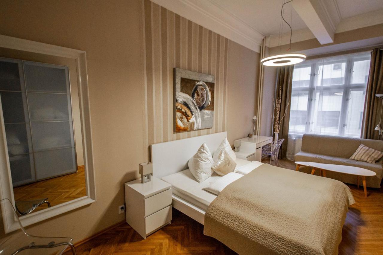 Design Apartment By Ruterra Praha Eksteriør bilde